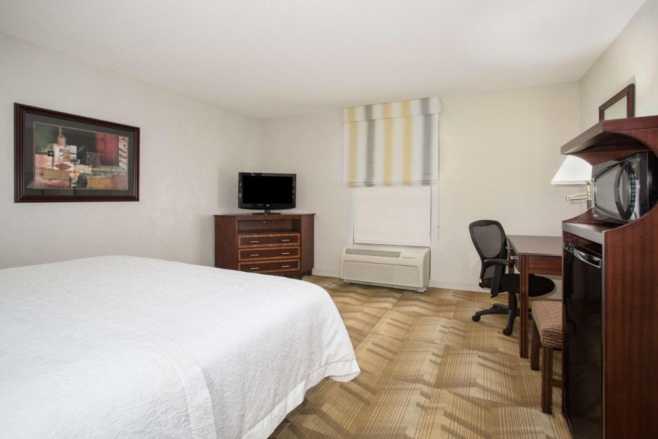 Hampton Inn Siloam Springs Екстериор снимка