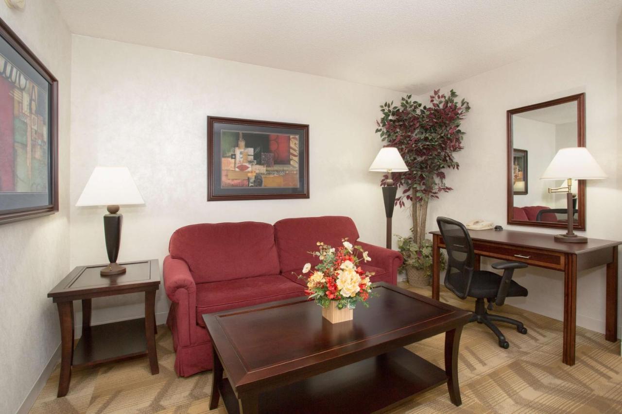 Hampton Inn Siloam Springs Екстериор снимка