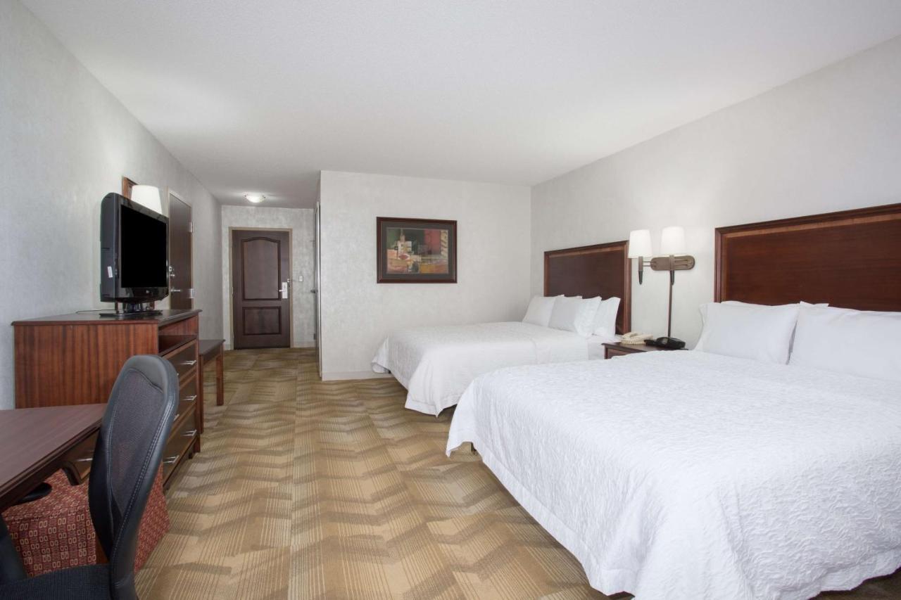 Hampton Inn Siloam Springs Екстериор снимка