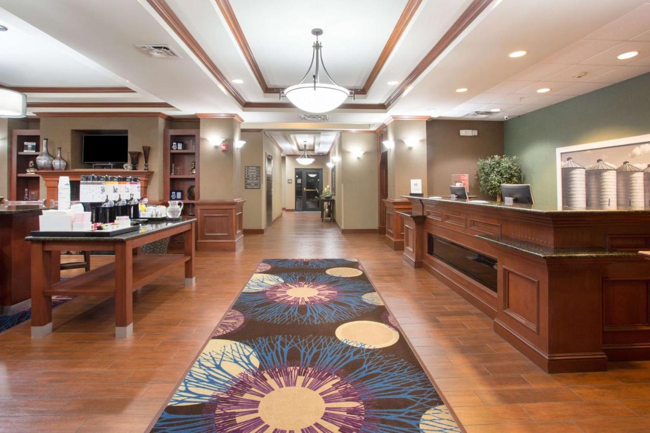 Hampton Inn Siloam Springs Екстериор снимка