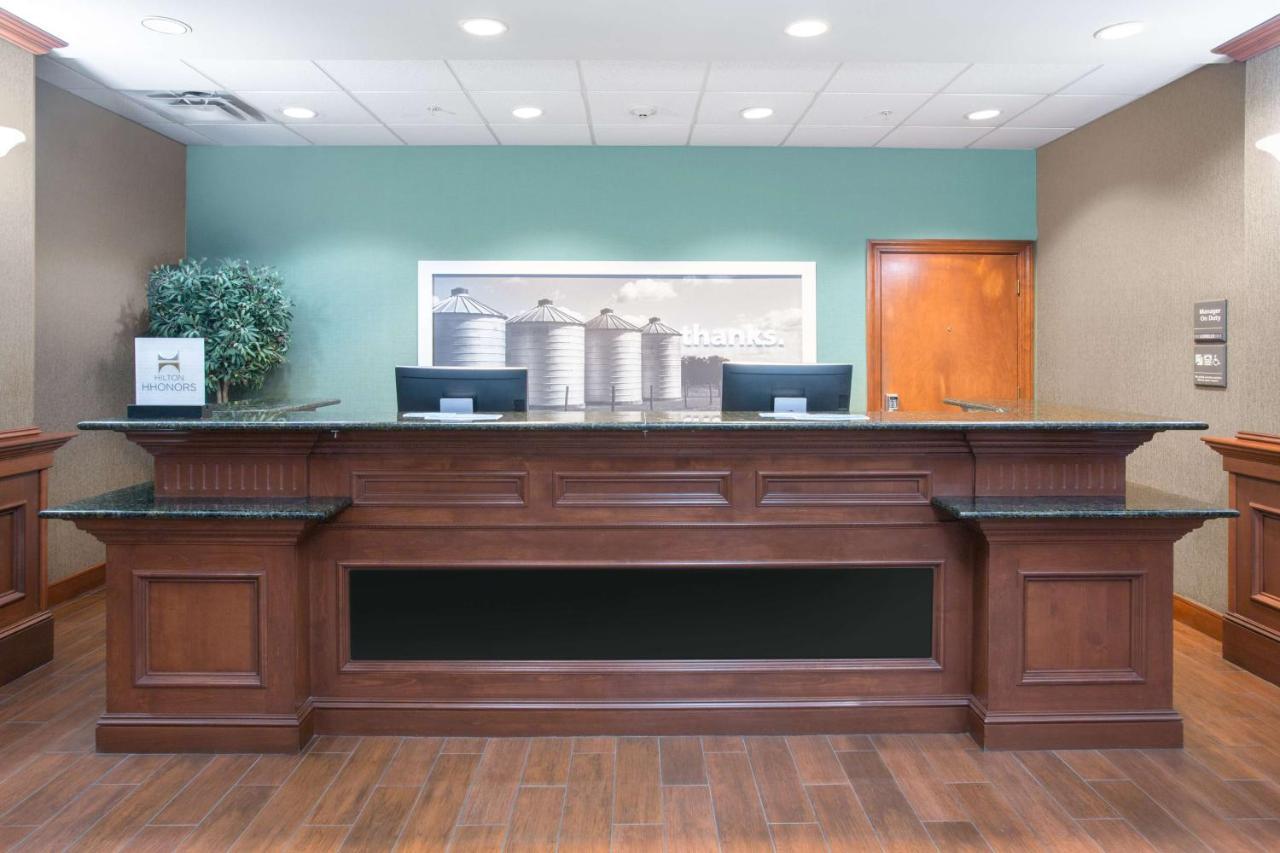 Hampton Inn Siloam Springs Екстериор снимка