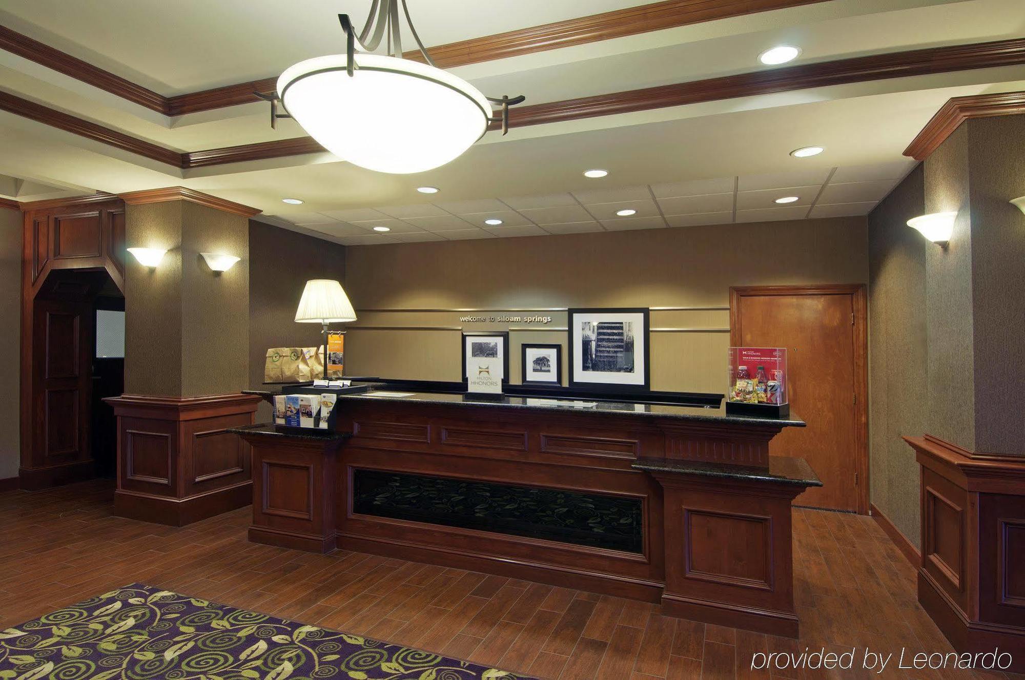 Hampton Inn Siloam Springs Екстериор снимка